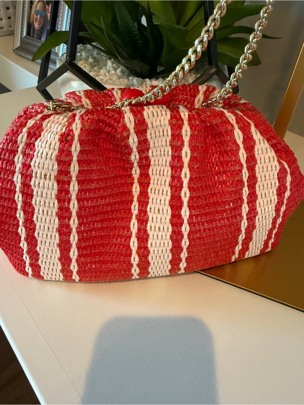 Kate spade scrunchy clutch, crossbody, like new condition - Picture 6 of 9